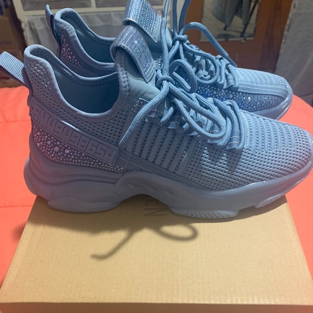 Steve Madden Women's Maxima Baby Blue Sneaker